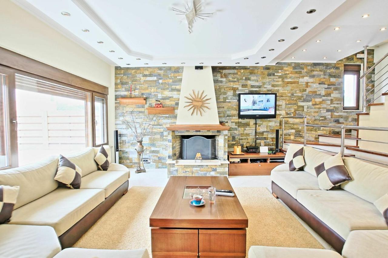 Acharavi Beach Villa By Posarellivillas Exterior foto