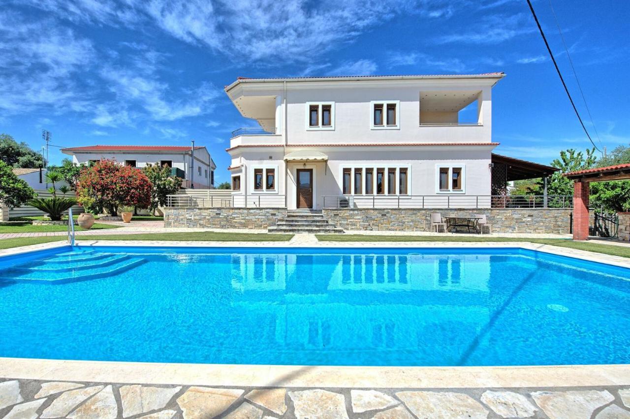 Acharavi Beach Villa By Posarellivillas Exterior foto
