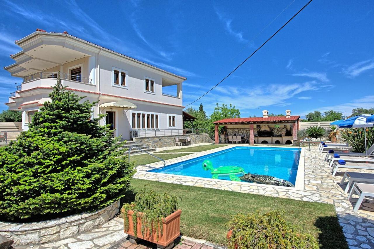Acharavi Beach Villa By Posarellivillas Exterior foto